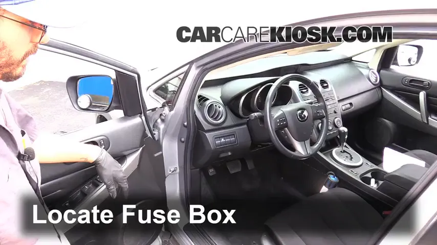 2011 Mazda CX-7 Sport 2.5L 4 Cyl. Fusible (interior) Cambio